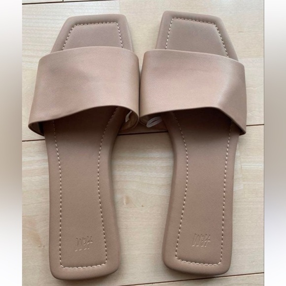 H&M Shoes - H&M Blush Tan Wide Strap Slide minimalist Sandals